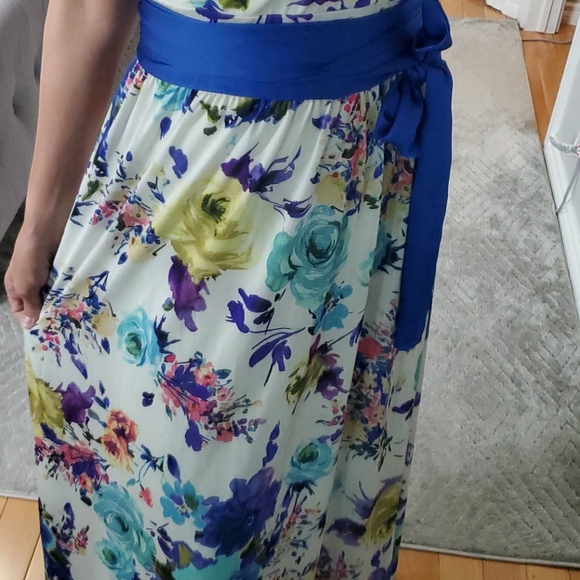 Mango Dress - Picture 3 of 4